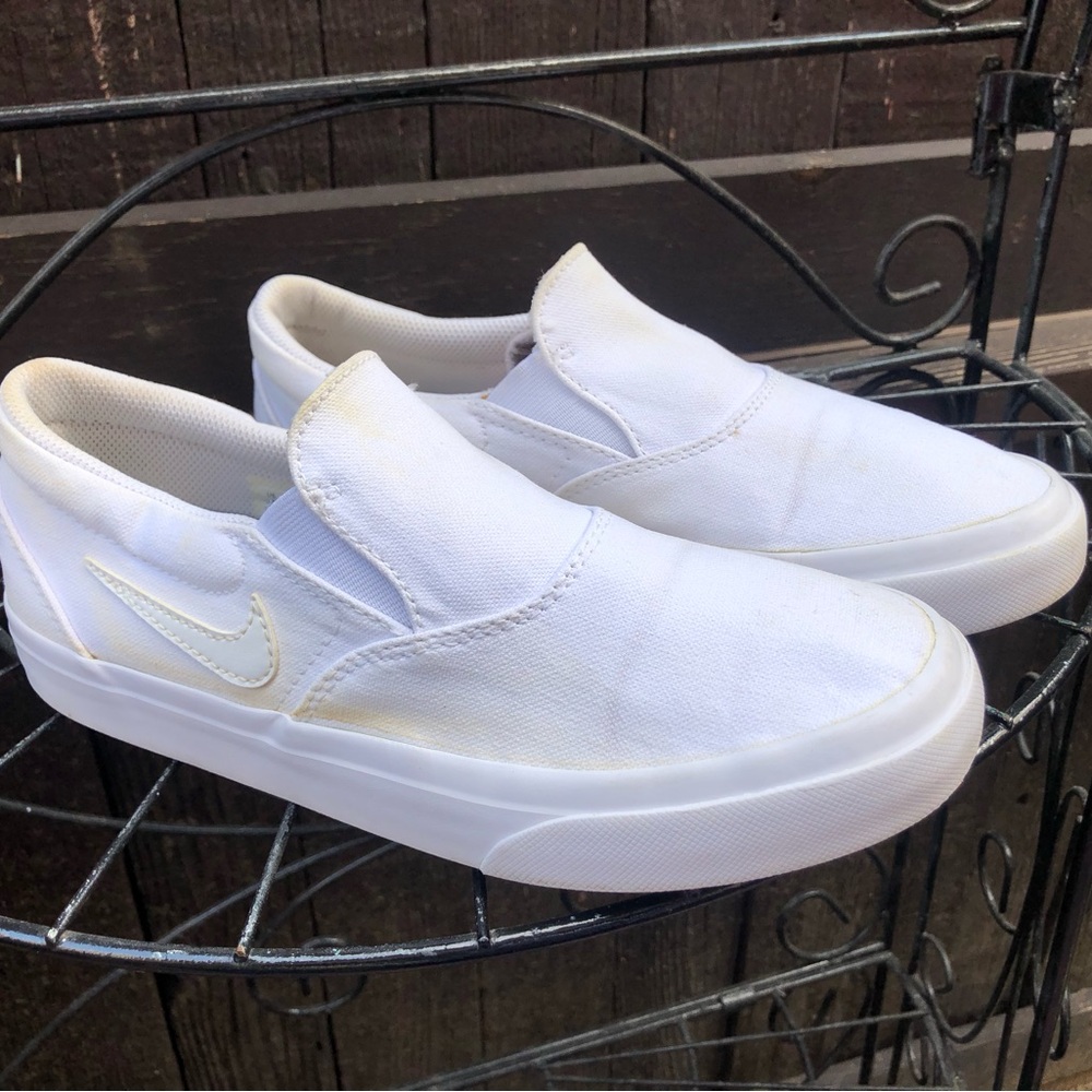 Nike White and Blue Athletic Shoes